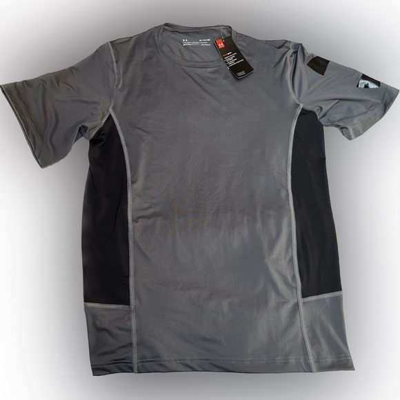 NEW - Men’s Under Armour Compression Shirt - Size XL - Picture 2 of 2